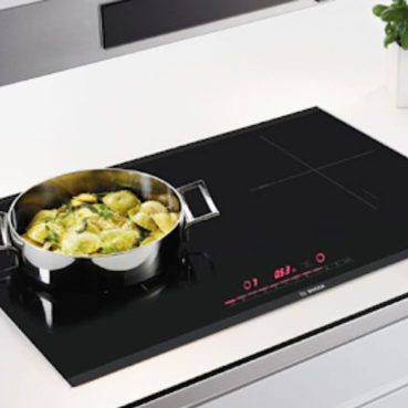 Thay kính bếp từ Bosch